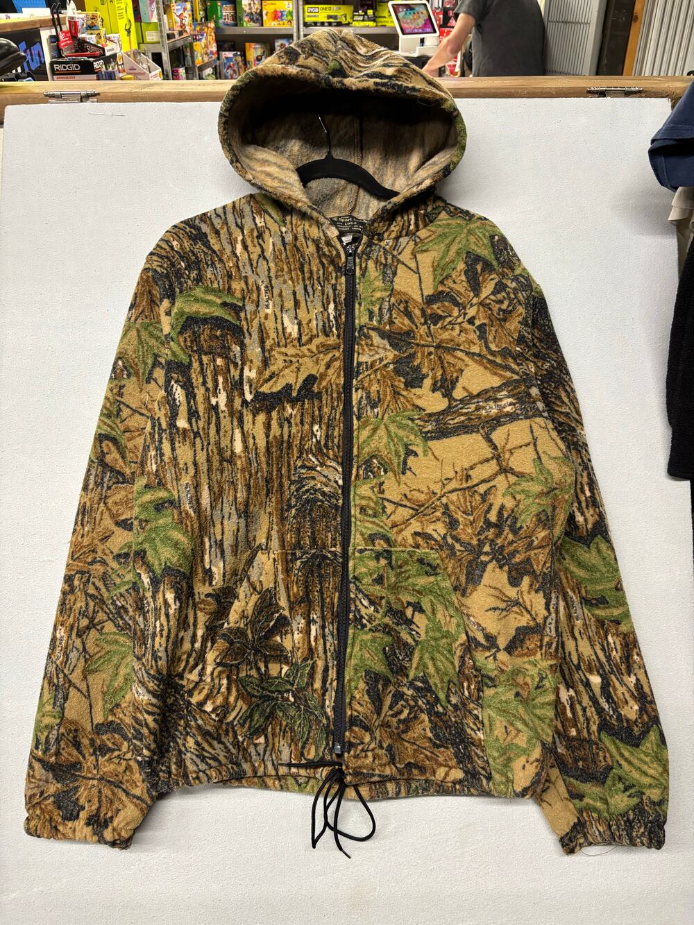 Vintage 90s Sport Chief Realtree Camo Hoodie